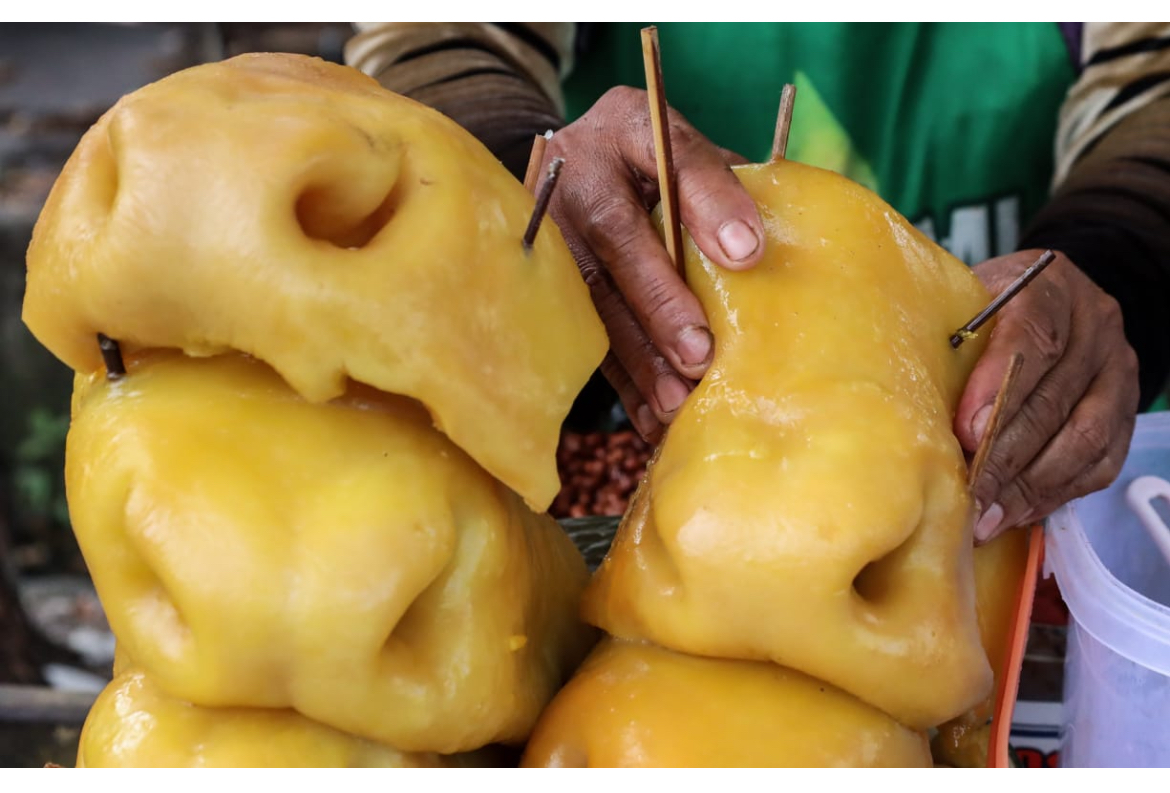 Rujak Cingur: Aroma Tradisi di Tengah Deru Kota