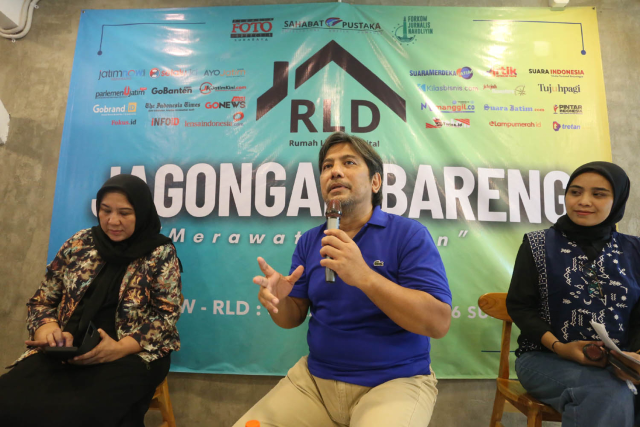 Mohammad Cahyadi dalam Jagongan Bareng "Autisme Dengan dan Kita" yang digelar di Rumah Literasi Digital (RLD), Jalan Kaca Piring, no 6, Surabaya, Senin (29/9/2025). Foto/RLD