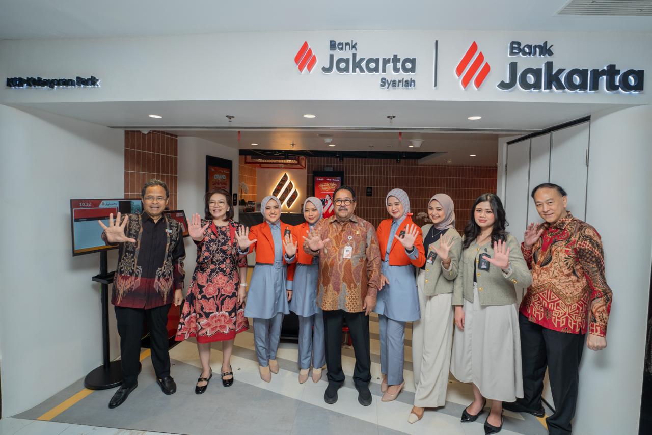 Rano Karno Dorong Layanan Keuangan Lebih Dekat ke Warga, Resmikan KCP Bank Jakarta Kebayoran Park