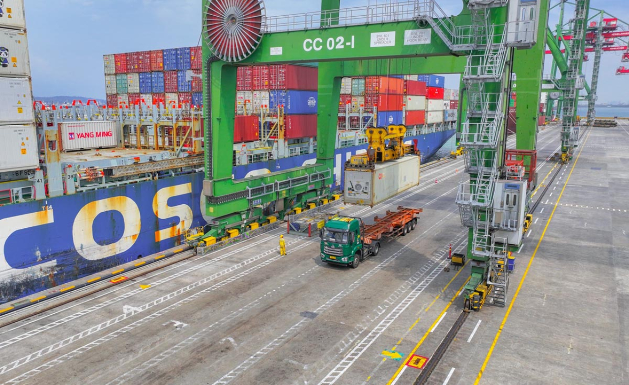 Terminal Teluk Lamong memperkuat integrasi, inovasi, digitalisasi, dan keberlanjutan untuk membangun layanan logistik masa depan. Foto/TTL