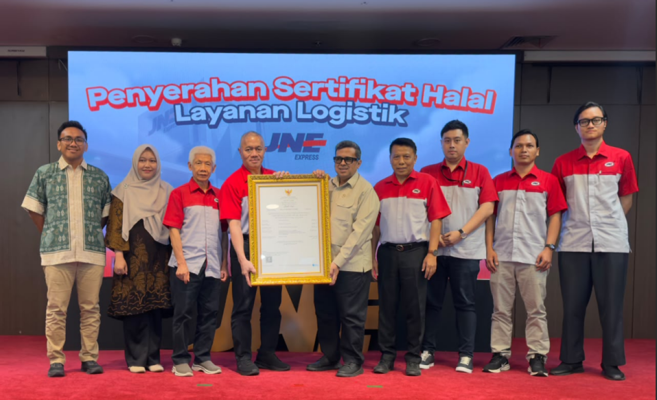 JNE Raih Sertifikasi Halal untuk Layanan Logistik dari BPJPH, Perkuat Standar Layanan Terpercaya