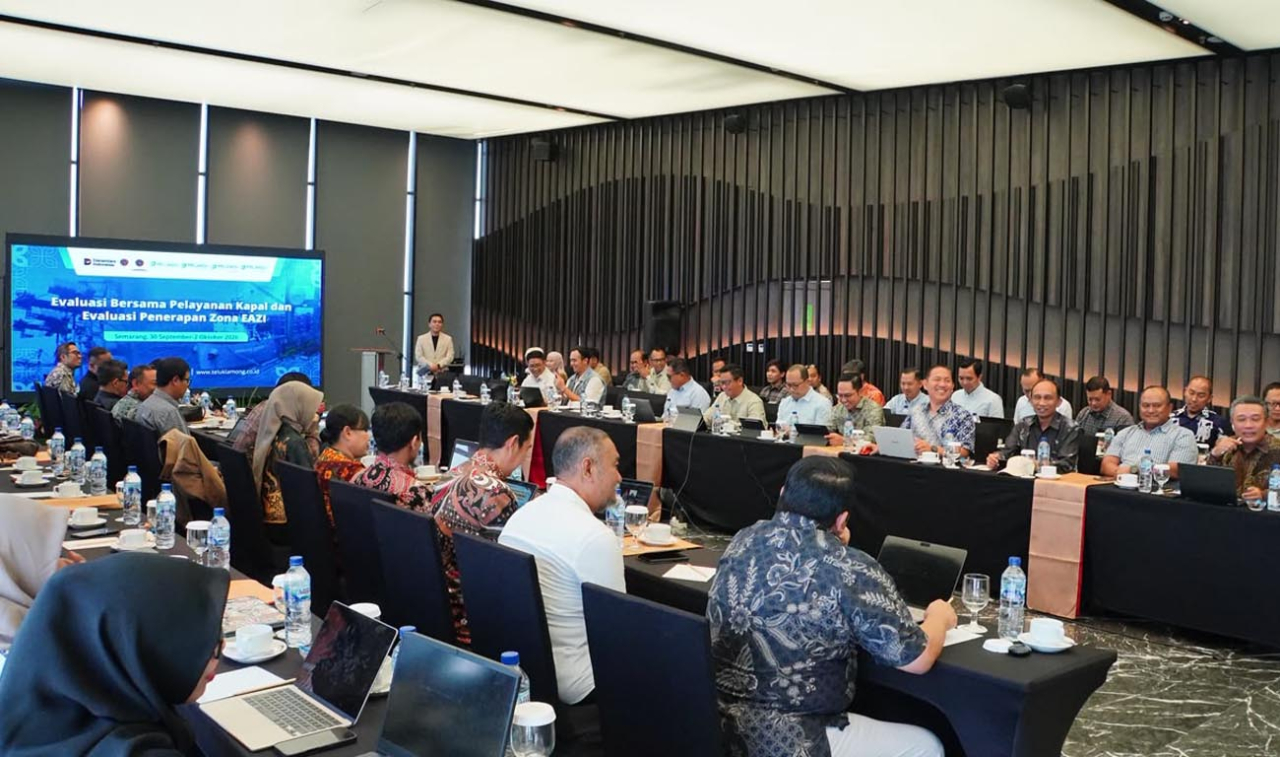 TTL bersama KSOP Tanjung Perak memperkuat kolaborasi melalui evaluasi Zona EAZI dan integrasi digital untuk meningkatkan efisiensi pelayanan kapal. Foto/Humas TTL